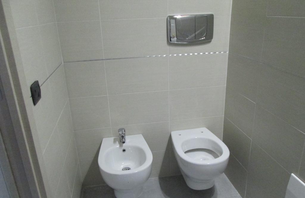 Blu Mare Apartment ซาแลร์โน ภายนอก รูปภาพ