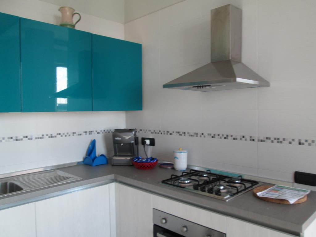 Blu Mare Apartment ซาแลร์โน ภายนอก รูปภาพ